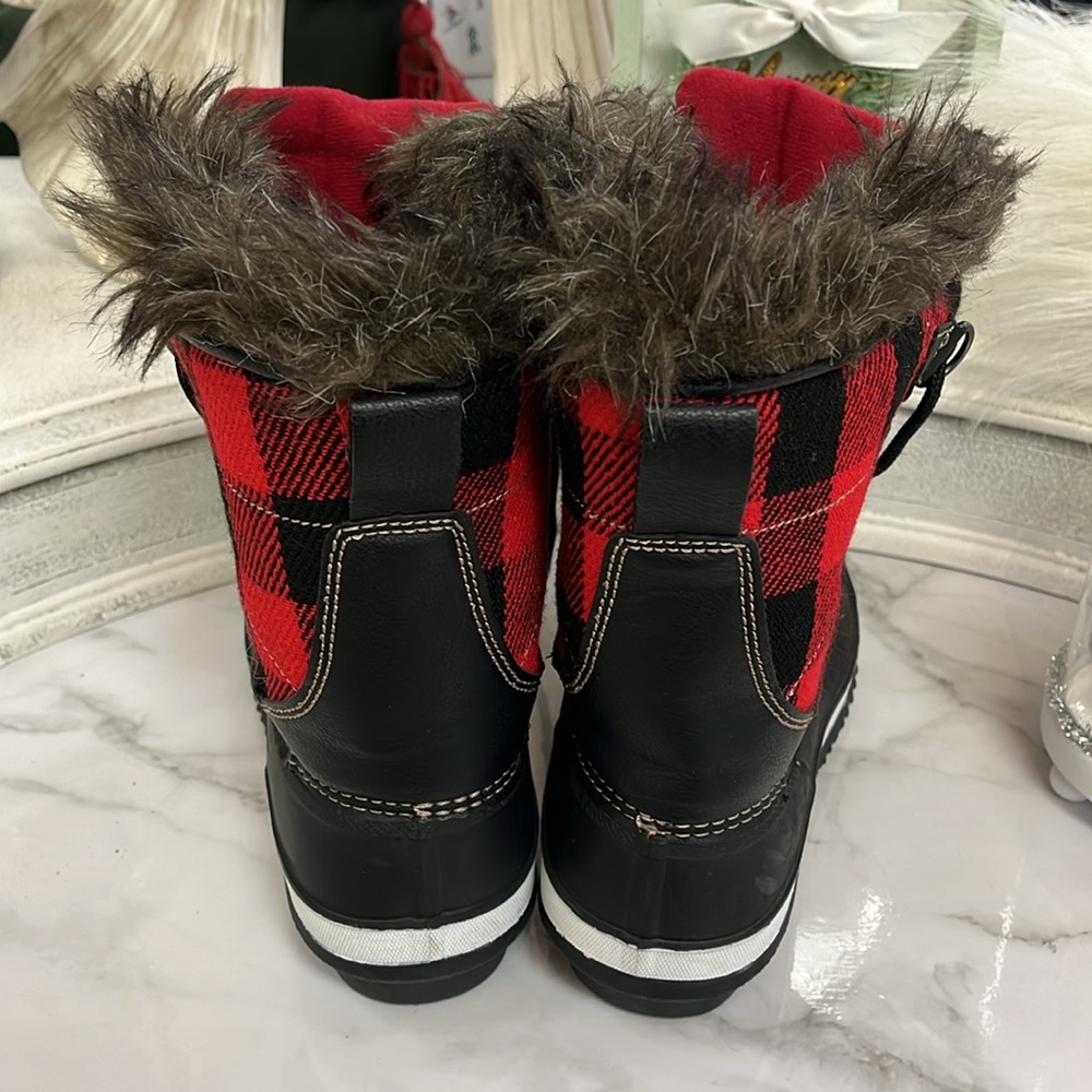 Plaid Thinsulate Boots - image 5